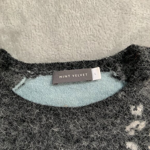 Mint Velvet Sweater Women's Large Gray and Blue Wool 3/4 Sleeve Animal Print - Picture 3 of 8